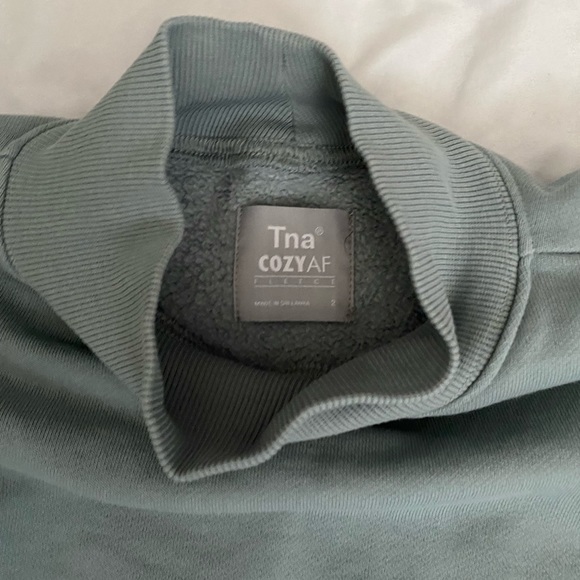 TNA mockneck sweatshirt - Picture 2 of 4